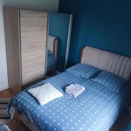 Logement A Cote De L'Aeroport Orly アティス・モンス エクステリア 写真