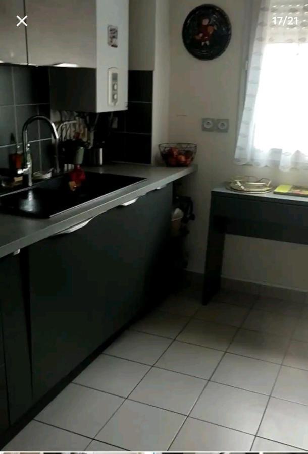 Logement A Cote De L'Aeroport Orly アティス・モンス エクステリア 写真